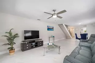 1712 Azalea Ct, Oldsmar, FL 34677 - Photo 9