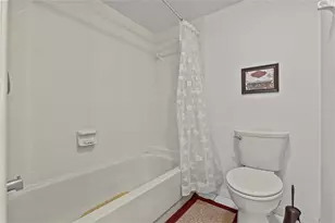 1942 Golf View Dr, Tarpon Springs, FL 34689 - Photo 27