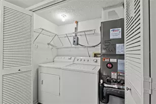 1942 Golf View Dr, Tarpon Springs, FL 34689 - Photo 33