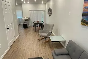 1935 Oxnard Ct, Tampa, FL 33612 - Photo 7