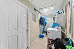 945 Winding Oaks Dr, Palm Harbor, FL 34683 - Photo 27