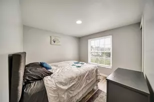 1305 Willow Valley Dr, Brandon, FL 33510 - Photo 17