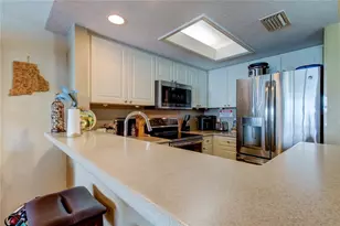 163 Brent Cir, Oldsmar, FL 34677 - Photo 9