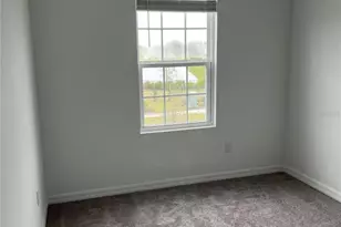 34142 Polacca Ln, Wesley Chapel, FL 33543 - Photo 11