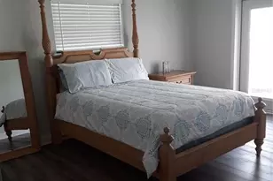 702 Cypress Pl, Sun City Center, FL 33573 - Photo 7