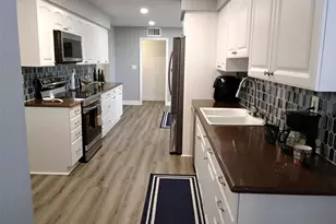 702 Cypress Pl, Sun City Center, FL 33573 - Photo 29