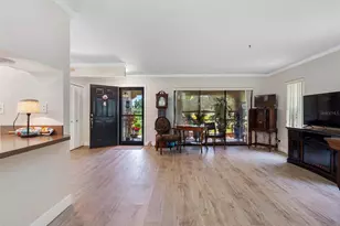 10182 Seminole Island Dr, Largo, FL 33773 - Photo 21