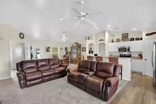 125 Paddock St, Lehigh Acres, FL 33974 - Photo 9