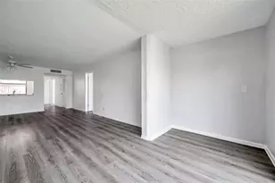 2049 Skimmer Ct W, Clearwater, FL 33762 - Photo 11