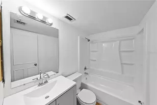 201 W Laurel St, Tampa, FL 33602 - Photo 19