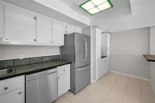 800 S Gulfview Blvd, Clearwater, FL 33767 - Photo 7