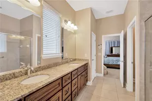 320 Roxbury Crossing Ct, Valrico, FL 33594 - Photo 11