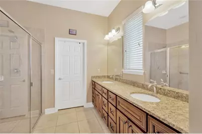 320 Roxbury Crossing Court, Valrico, FL 33594 - Photo 9