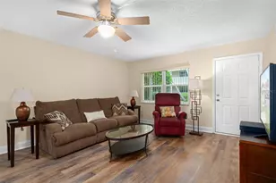 10033 64th Ave N, Saint Petersburg, FL 33708 - Photo 17