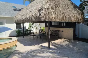 1837 Venetian Point Dr, Clearwater, FL 33755 - Photo 19