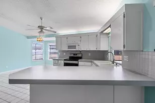 5853 Redhawk Dr, New Port Richey, FL 34655 - Photo 11