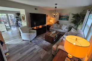 1880 Clearbrooke Dr, Clearwater, FL 33760 - Photo 23