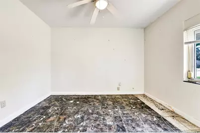4735 Baywood Point Drive S, Gulfport, FL 33711 - Photo 17