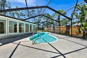 4735 Baywood Point Dr S, Gulfport, FL 33711 - Photo 21