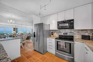 1230 Gulf Blvd, Clearwater Beach, FL 33767 - Photo 11