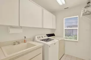 10732 Drummond Rd, Tampa, FL 33615 - Photo 39