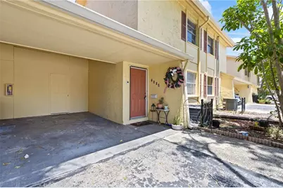 7608 Pasa Dobles Court #7608, Tampa, FL 33615 - Photo 3