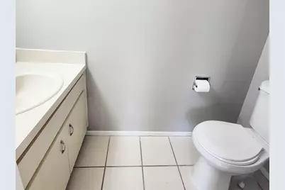 7148 E Bank Drive, Tampa, FL 33617 - Photo 7