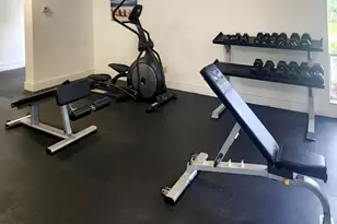 7148 E Bank Dr, Tampa, FL 33617 - Photo 25