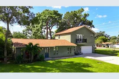 2372 18th Avenue SW, Largo, FL 33774 - Photo 3