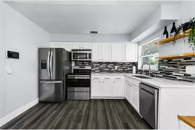 4616 5th Avenue N, Saint Petersburg, FL 33713 - Photo 9