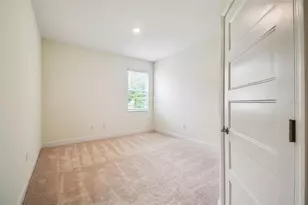 11303 Striped Bass Ct, New Port Richey, FL 34654 - Photo 17