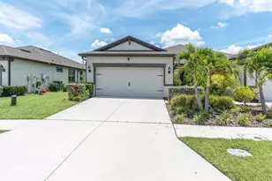 6352 Mooring Line Cir, Apollo Beach, FL 33572 - Photo 1