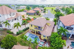 539 Treviso Dr, Apollo Beach, FL 33572 - Photo 3