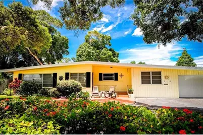 2110 Fairway Avenue S, Saint Petersburg, FL 33712 - Photo 1