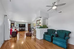 2110 Fairway Ave S, Saint Petersburg, FL 33712 - Photo 5