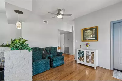 2110 Fairway Avenue S, Saint Petersburg, FL 33712 - Photo 7