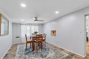 2110 Fairway Ave S, Saint Petersburg, FL 33712 - Photo 17