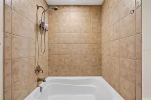 175 2nd St S, Saint Petersburg, FL 33701 - Photo 23