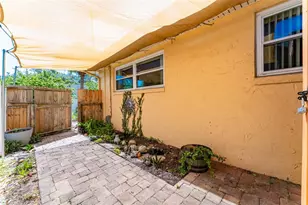 104 Foxwood Dr, Brandon, FL 33510 - Photo 35