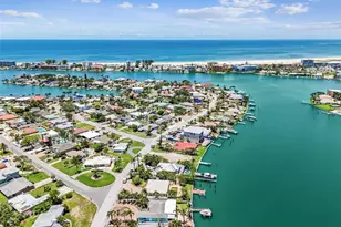 10246 Tarpon Dr, Treasure Island, FL 33706 - Photo 9