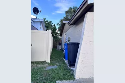 10102 Missy Court, Tampa, FL 33615 - Photo 19