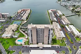 7300 Sun Island Dr S, South Pasadena, FL 33707 - Photo 1