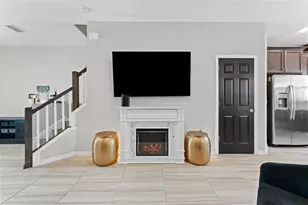 29913 Southwell Ln, Wesley Chapel, FL 33543 - Photo 5