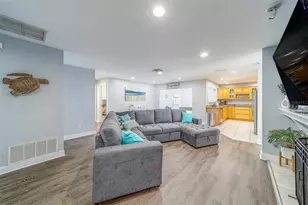 14414 91st Ave, Seminole, FL 33776 - Photo 3