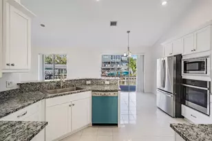 2127 Lagoon Dr, Dunedin, FL 34698 - Photo 7