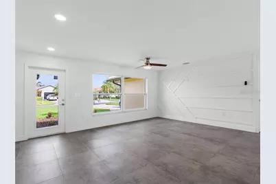 5207 Denver Street NE, Saint Petersburg, FL 33703 - Photo 5
