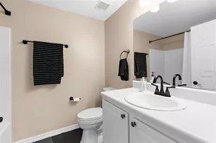 5601 Bentgrass Dr, Sarasota, FL 34235 - Photo 19