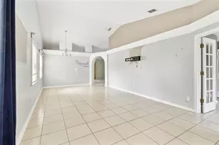 11304 Plumtree Ct, Riverview, FL 33579 - Photo 9