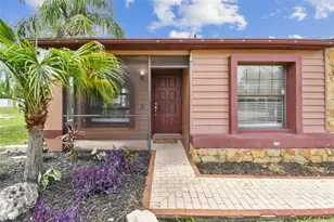11304 Plumtree Ct, Riverview, FL 33579 - Photo 7