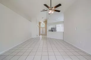 6921 Waterbrook Ct, Gibsonton, FL 33534 - Photo 11